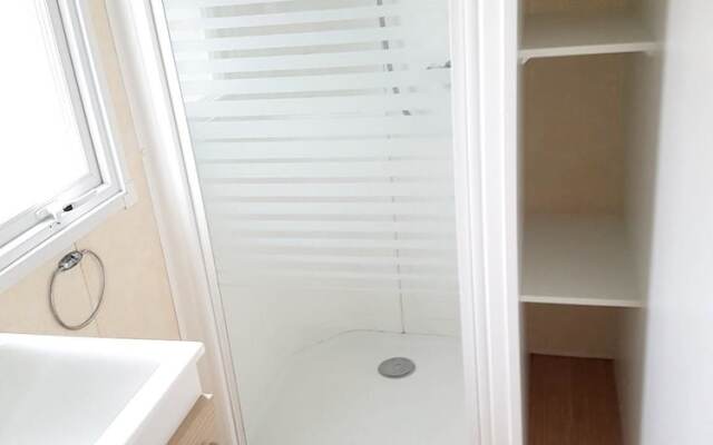 Property With 2 Bedrooms in Saint-jean-de-monts, With Pool Access, Fur