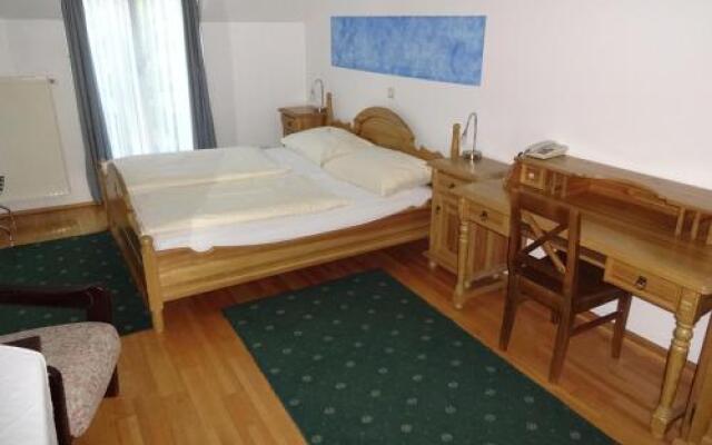 Hotel-Garni & Hostel Sandwirt