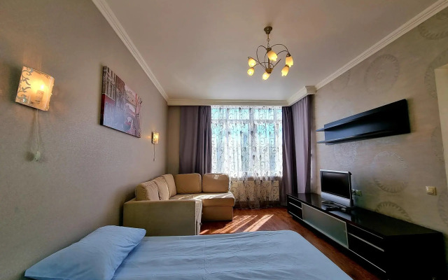Apartments on Kolpakova street 10
