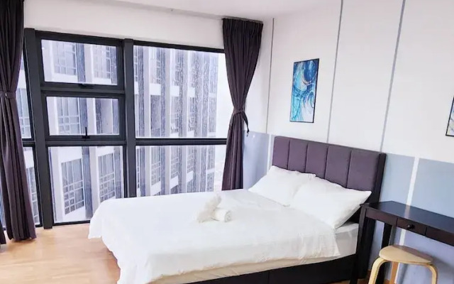 Cheras Minimalist Duplex Retreat for 8 Guests