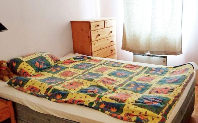 6 Person Holiday Home in Tessanden
