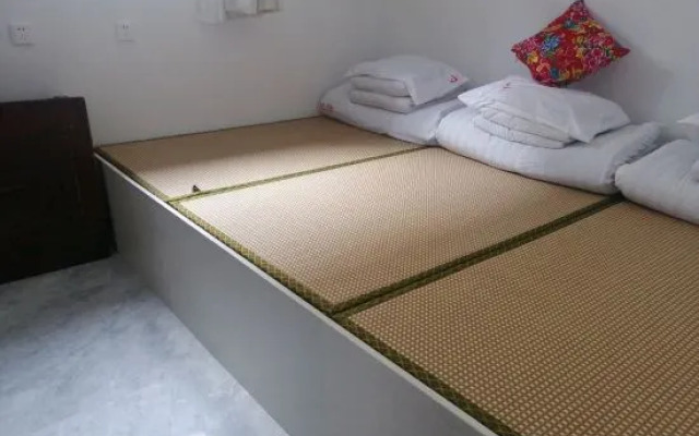 Beijing Zaoxiang Courtyard Farmhouse