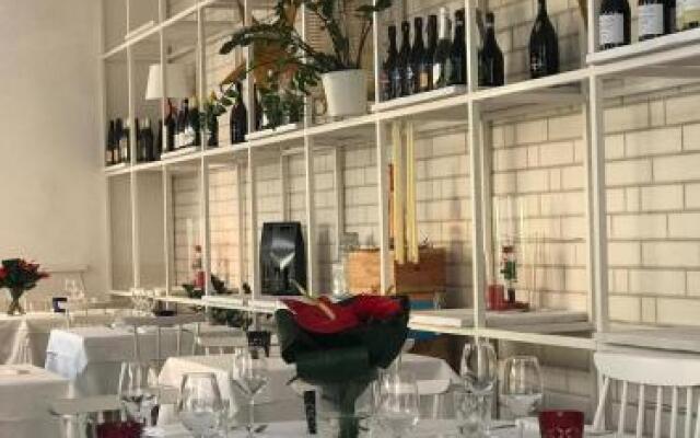 Acquapazza Restaurant  Room