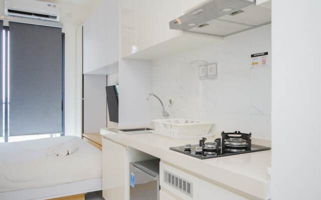 Great Location Studio Sky House Apartment Near Bsd