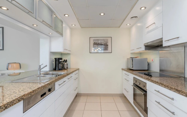 Lux BnB 2BD Amazing Burj View