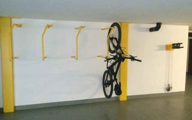 Ascona Lodge, Pool & Garden Retreat