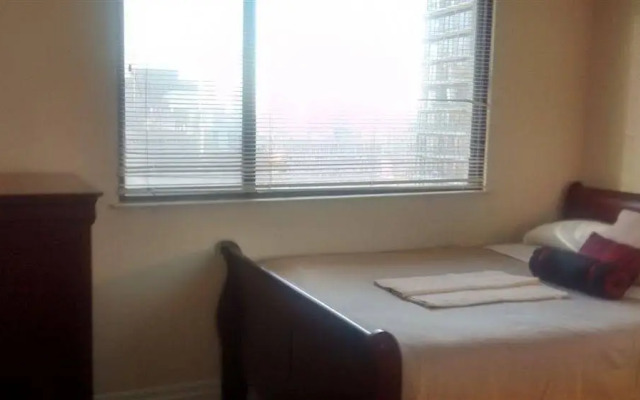 Apartments for Rent - Bay Street