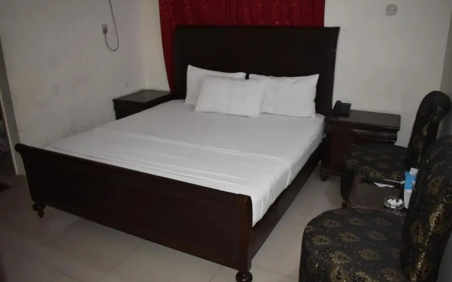Hotel Basaira