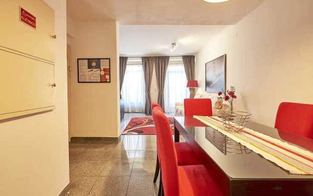 Discovery Apartment Estrela
