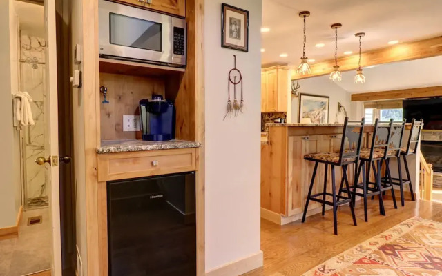 Woods21 Townhome 3 Bedroom Townhouse