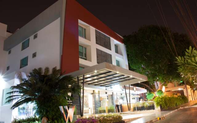 Hotel Washington Plaza