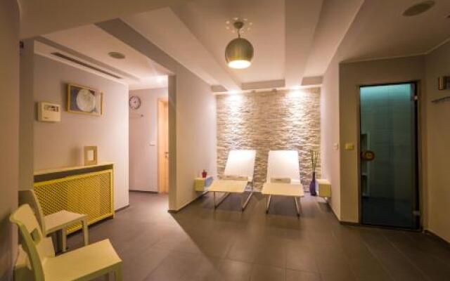 HostGost at BAMS (Private Spa included)