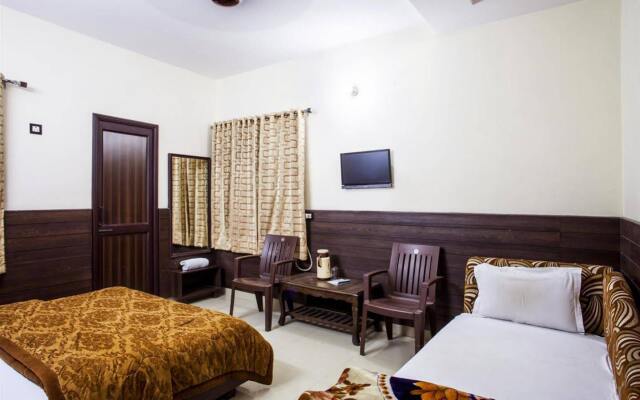 Hotel Tamanna - 50 Meter from Golden Temple