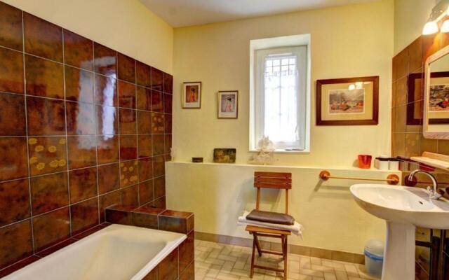 Gîte Saint-Alban-les-Eaux, 7 pièces, 10 personnes - FR-1-496-95