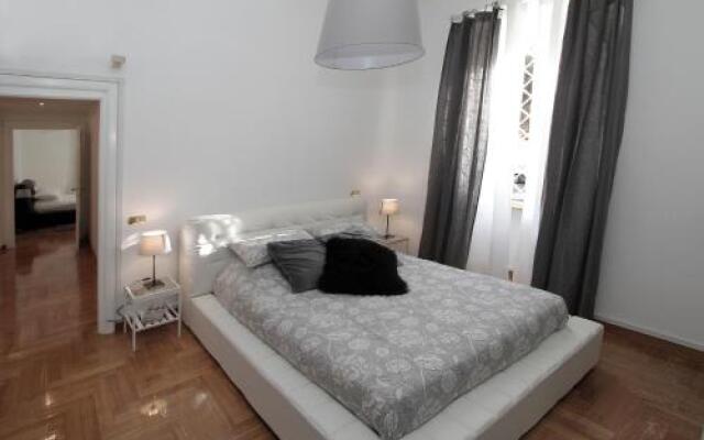 Lux Properzio Apartment