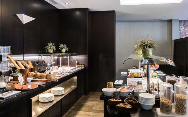 Catalonia Catedral Hotel