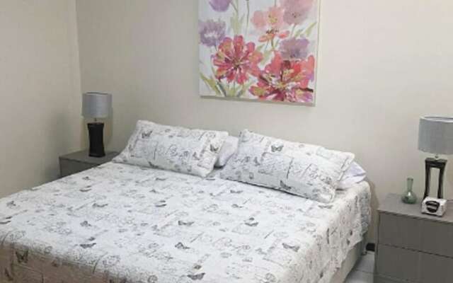 New Apt in GDL Near Cathedral