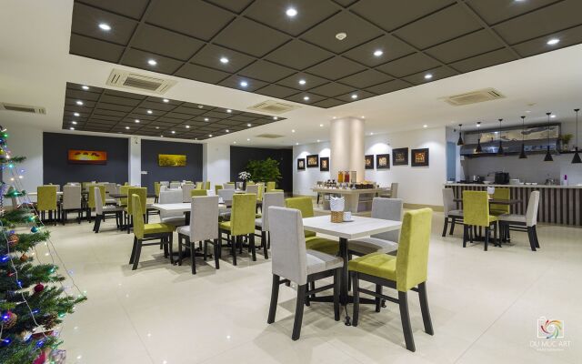 Salem Riverside Hotel
