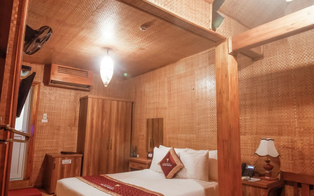 Thung Nham Hotel & Resort