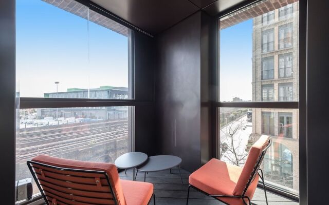 Thornes House Apartments