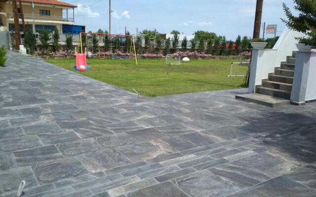 Zephyros Family Apartments 2