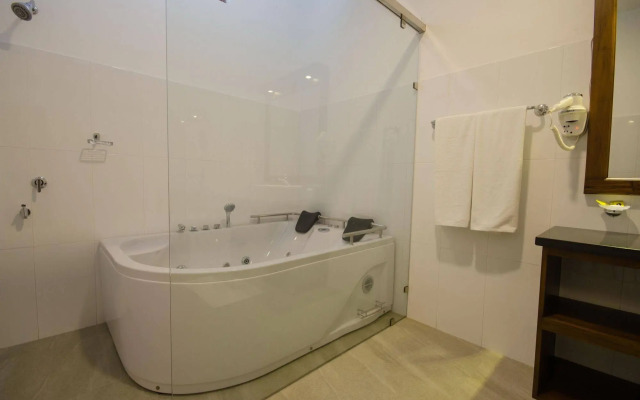 Okwin Resort