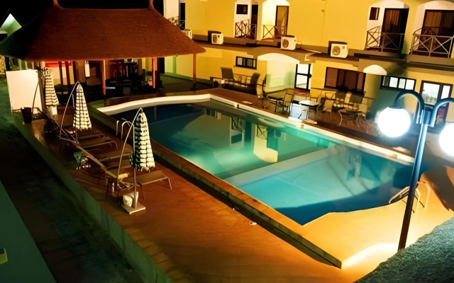 Sunlodge Hotel