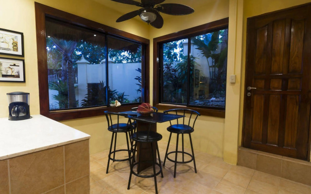 Palm Breeze Villa