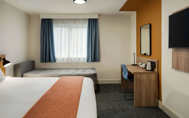 Days Inn by Wyndham Chesterfield Tibshelf