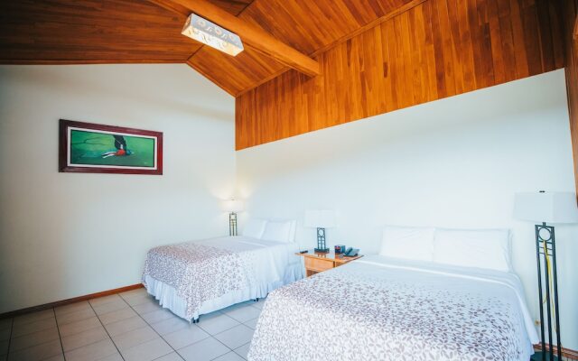 Hotel Ficus Sunset Suites