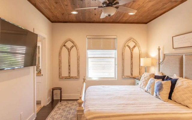 Getaway by Silver Sands Vacation Rentals