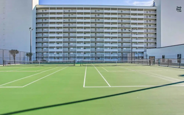 2 Mi to Golfing: Oceanfront Myrtle Beach Condo