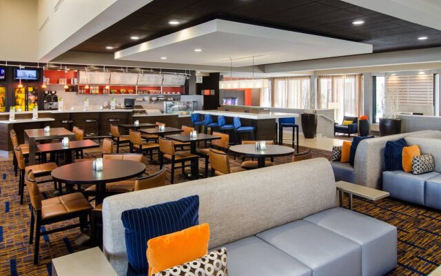 Courtyard by Marriott Greenville Haywood Mall