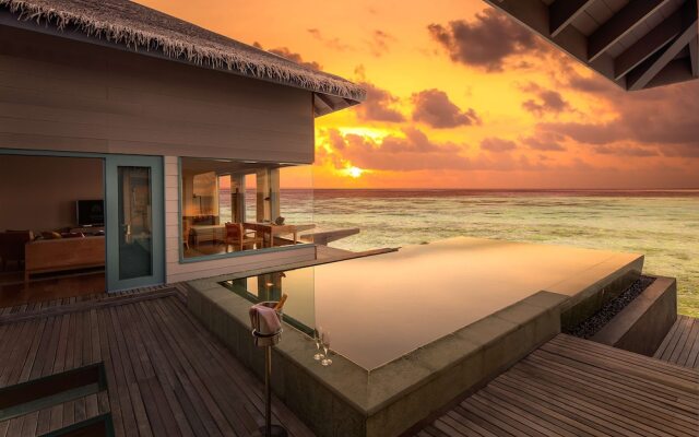 Raffles Maldives Meradhoo Resort