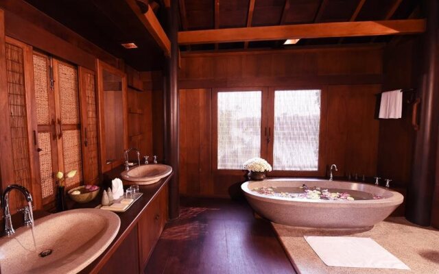 Phum Khmer Angkor Resort