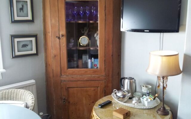 The Jasmine Room