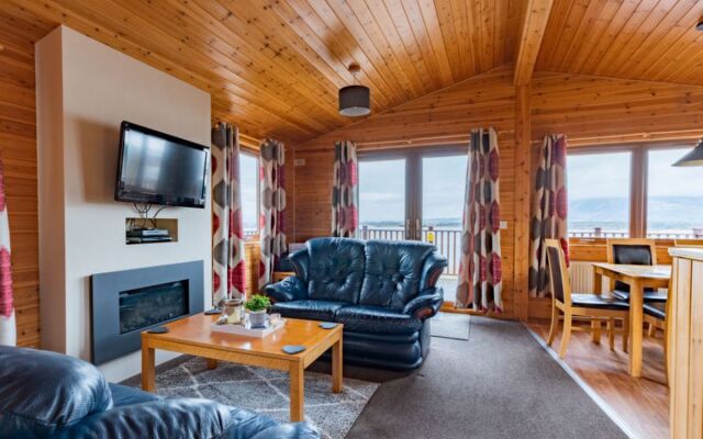 Loch Leven Lodge 12