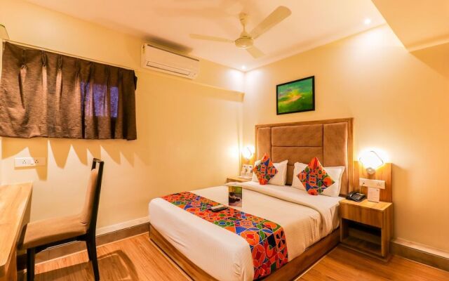 FabHotel Byaris International