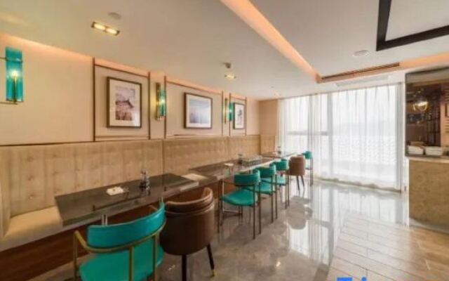 Metropolo Wuhan Optics Valley Convention & Exhibition Center Hotel