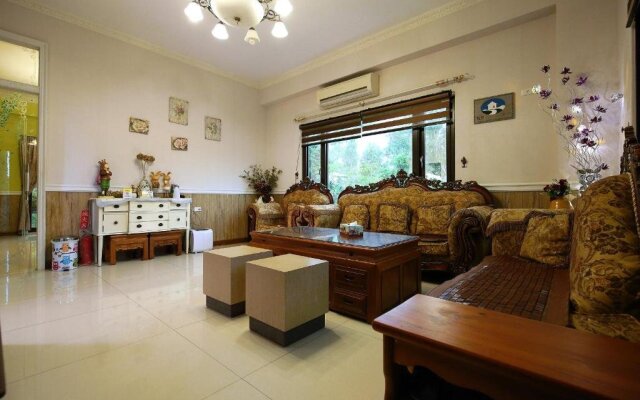 Mu Xia Beds and Breakfasts