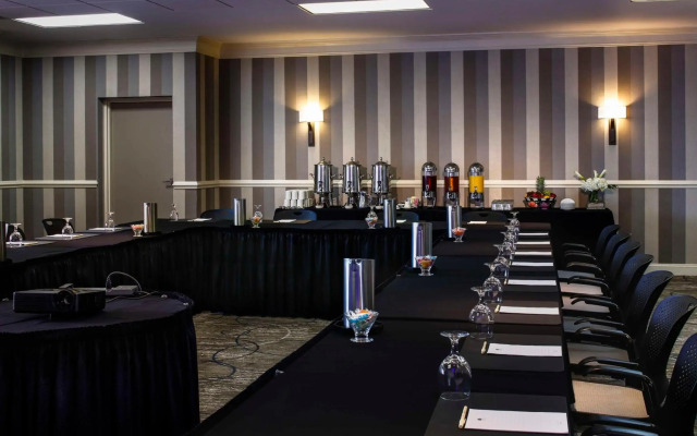 DoubleTree by Hilton Hotel Jacksonville Riverfront