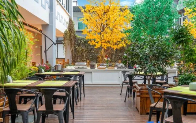 Fangting Holiday Hotel — 3-star hotel in Pu'er