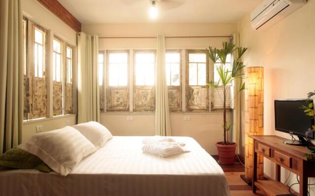 Hotelinho Urca Guest House