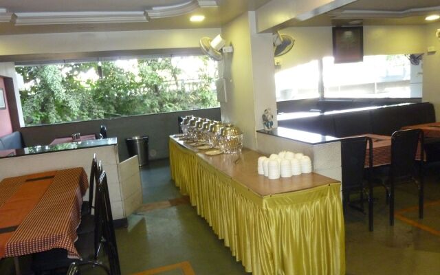Hotel RutuGandh Heritage