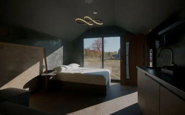 Emrose Luxury Cabins