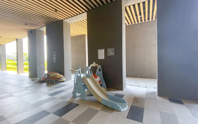 Nice And Stylisth Studio At Osaka Riverview Pik 2 Apartment