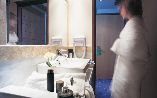 Dekelia Hotel
