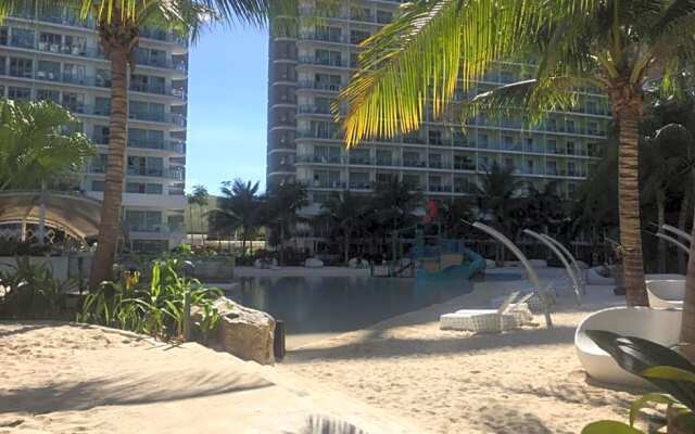 Azure Urban Beach Resort Manila by Radlett