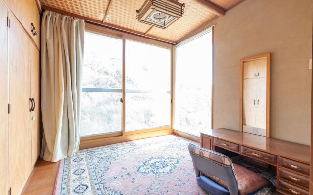 hakone hills