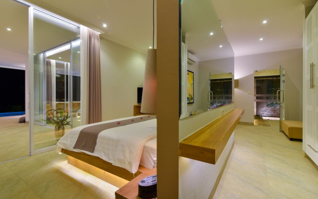 Deep Blue Villa
